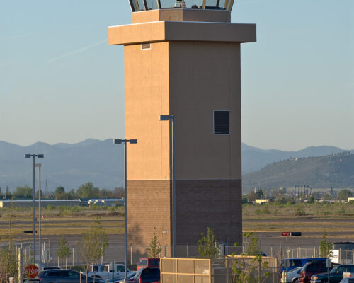 Adroit-Rogue Valley International Airport 4.2009